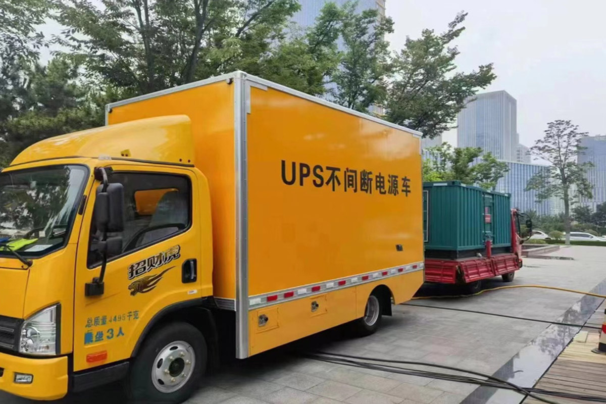 曲麻莱发电机租赁施工现场