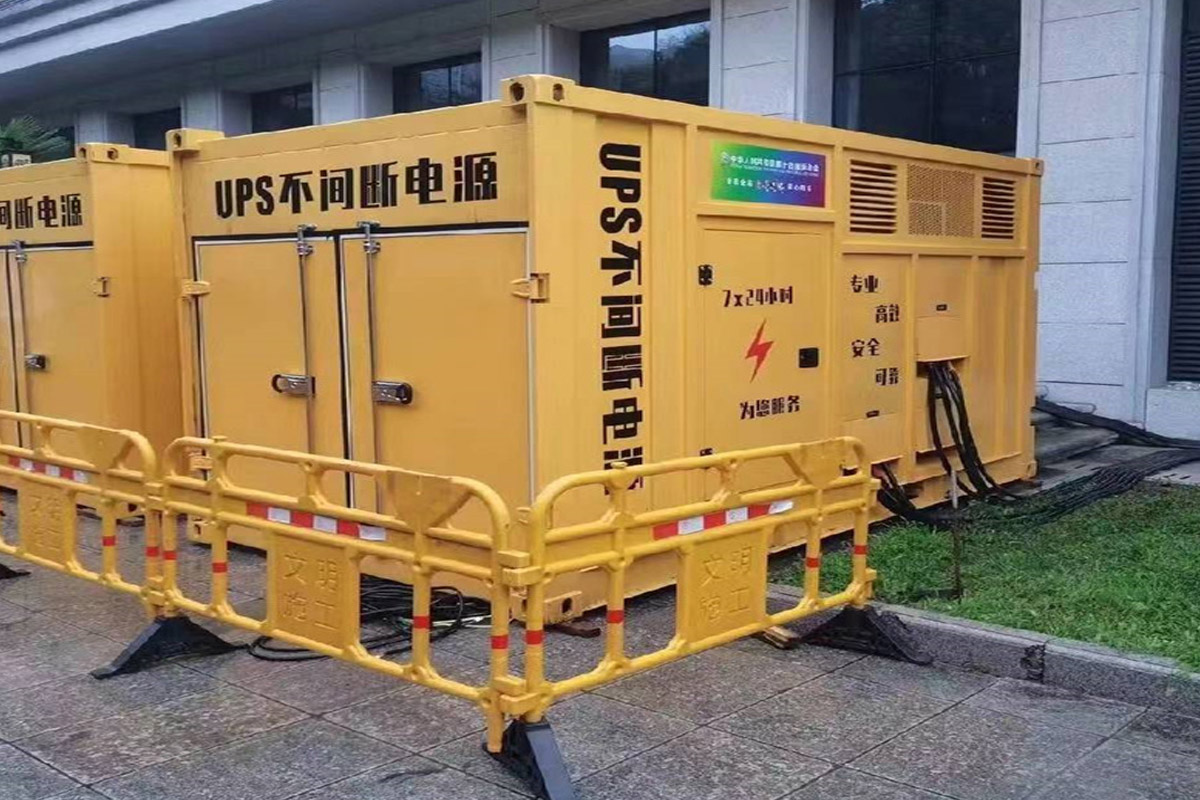 曲麻莱发电机租赁施工现场